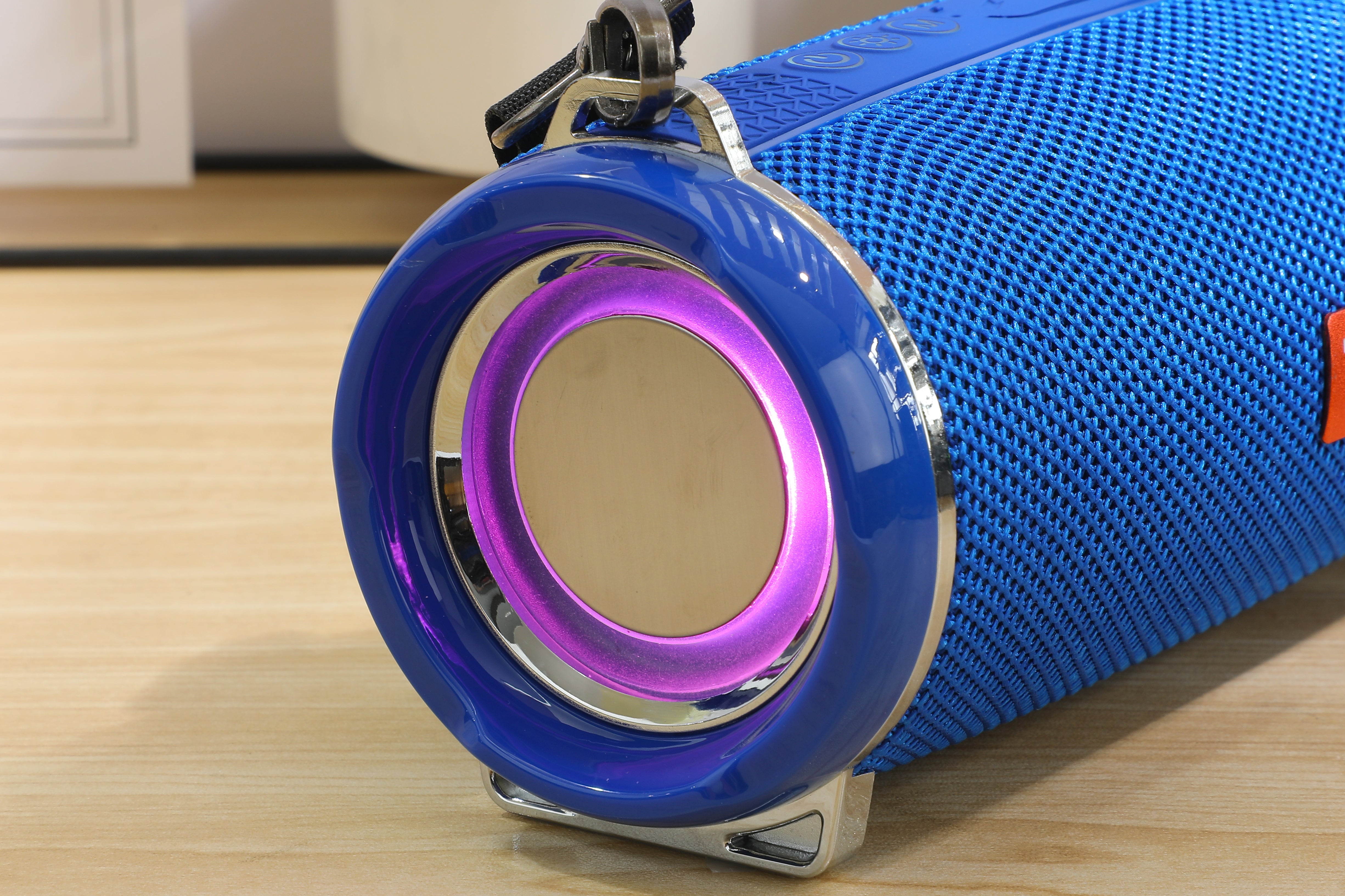 Portable Speaker with Rough Strap